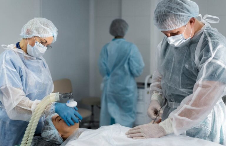 Juíza Federal absolve ex-gestores da Saúde e empresários em ação de improbidade 2025